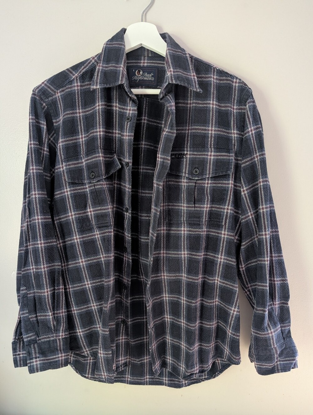 Peak Performance Flannel Shirt EUC Plaid Button Down Unisex Small